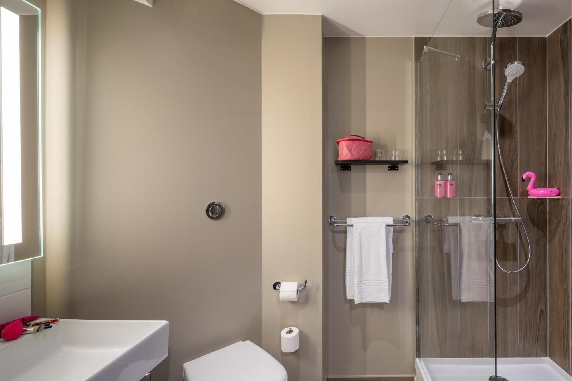 Hotel Moxy Paris Clamart